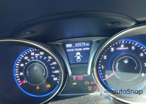 2016 Hyundai Genesis 3.8 Ultimate из США, поврежденный, VIN KMHHU6KJ8GU132034